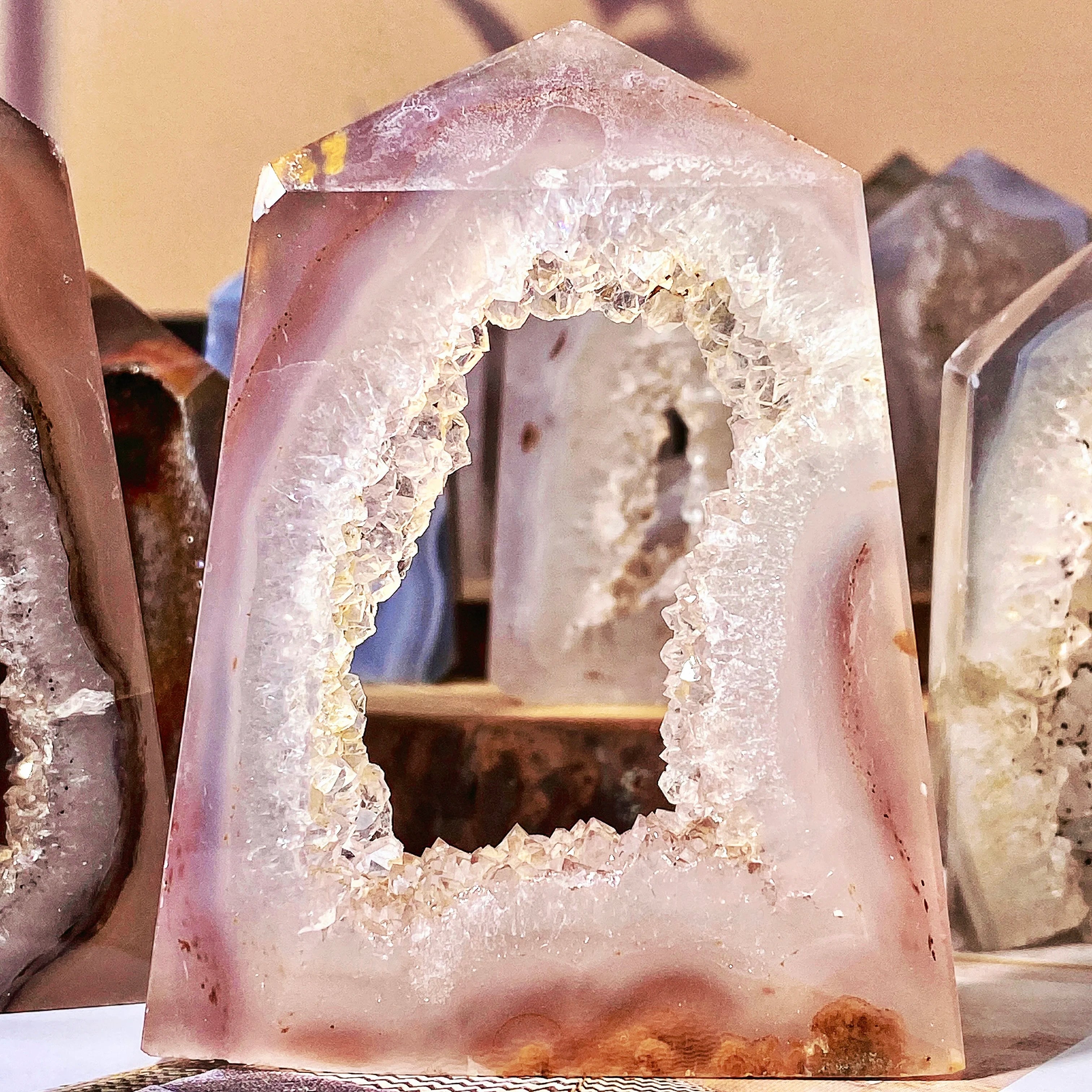 1PC Random High Quality Geode Agate Point,Natural Crystal